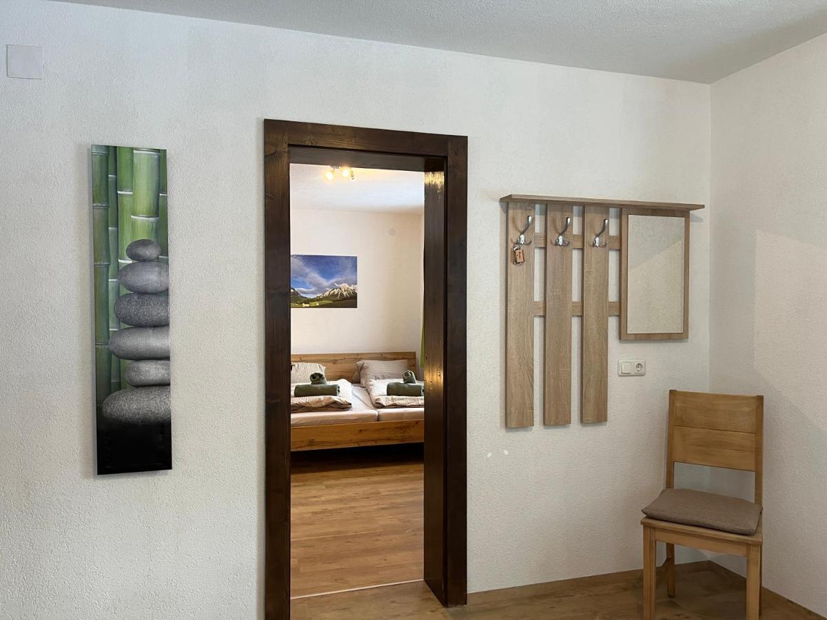 Ferienwohnung Wetterstein Lermoos Luaran gambar